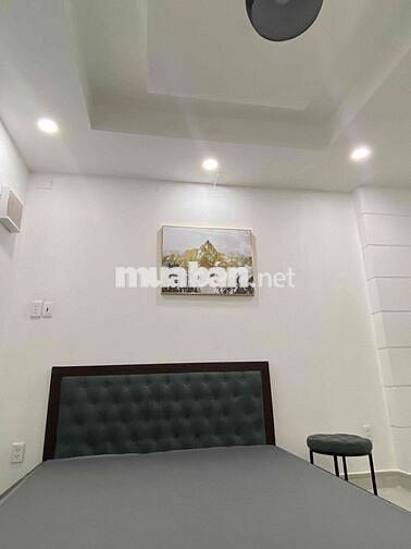 PHÒNG FULL NỘI THẤT Ở CÔ GIANG Q1- TRỐNG SẴN