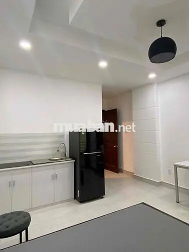 PHÒNG FULL NỘI THẤT Ở CÔ GIANG Q1- TRỐNG SẴN