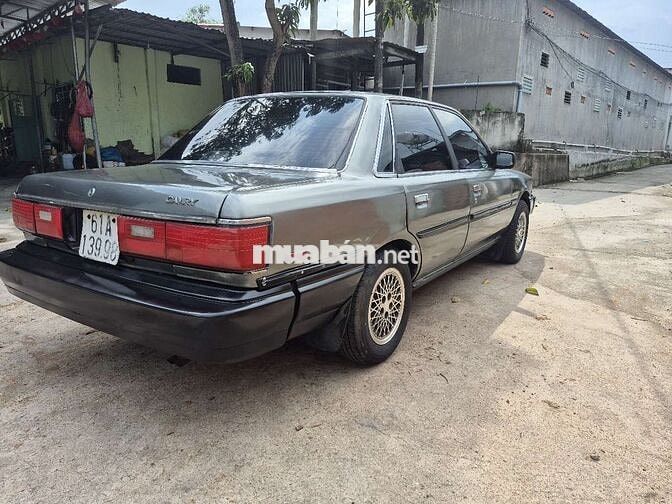 Toyota Camry 1988 Số sàn mâm vỏ mới .đ kiểm mới