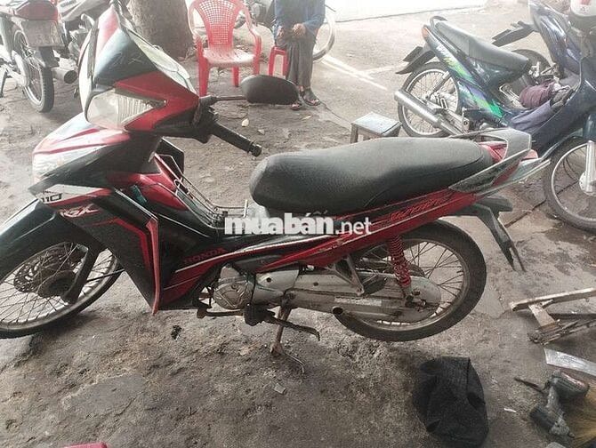 Honda Wave RSX Đỏ Số Xăng