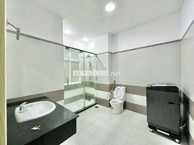 Căn Hộ 2PN 50m2, nội thất mới 100%, có ban công, Lê Văn Sỹ, Quận 3