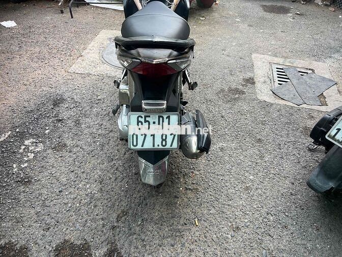 Honda Air Blade Thể thao Đen Vàng Đồng