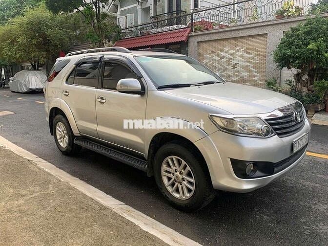 Bán xe Toyota FORTUNER V số tự động đời cuối 2014