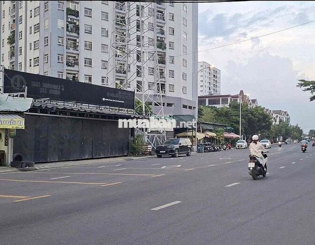 Cho thuê nhà mặt tiền đuòng Phú Thuận ngan 100m