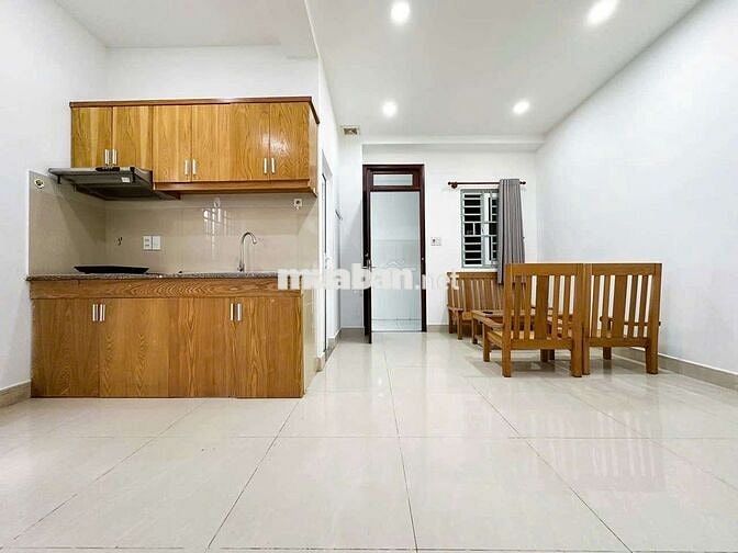 Căn hộ 65m2 full nội thất CMT8 - Q10