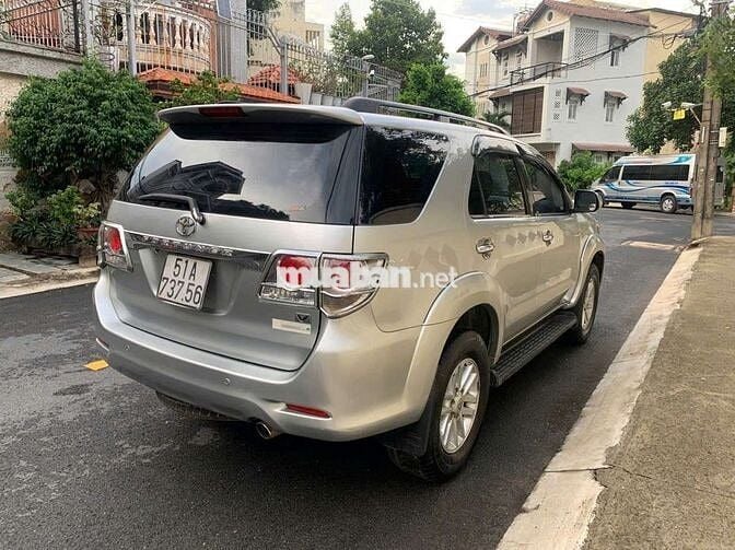 Bán xe Toyota FORTUNER V số tự động đời cuối 2014