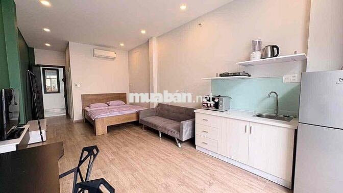 CHO THUÊ CĂN HỘ BAN CÔNG 45m2 GIÁP QUẬN 1. FULL TIỆN NGHI-GIẢM 500k/Th
