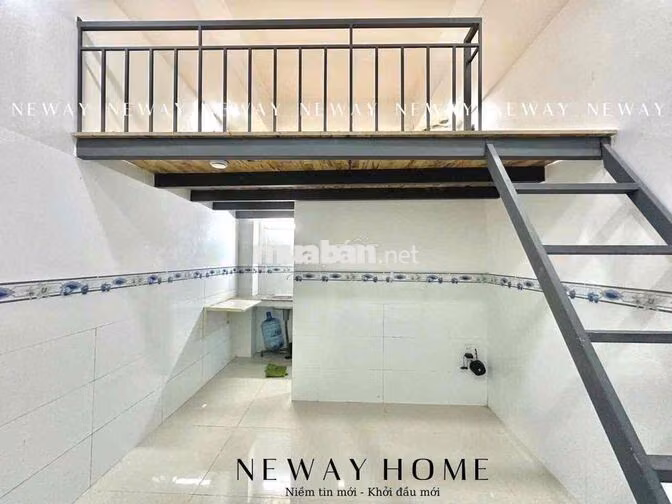 BAN CÔNG - ĐỐI DIỆN ĐH CÔNG THƯƠNG - GIÁ RẺ - SẴN MÁY LẠNH - RỘNG 30m2