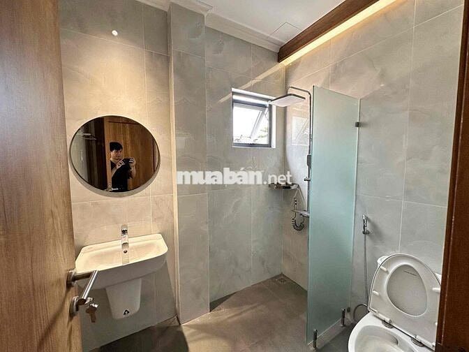 CHO THUÊ NGUYÊN CĂN NHÀ ĐẸP MTĐS TÂN QUY QUẬN 7 GIÁ 35tr