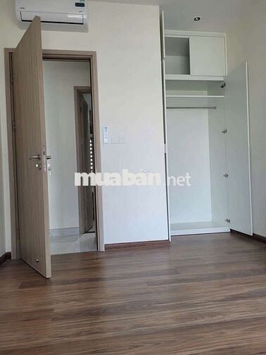 SHARE 1 phòng mới toanh, đủ tiện nghi , giá hợp lý