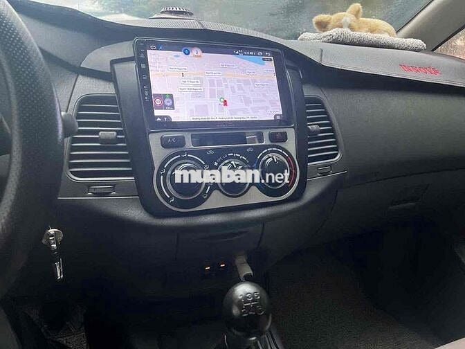 Toyota Innova E 2013 Bạc 13 vạn km