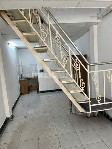 Cho thuê nhà mới sơn sửa Bùi Đình Túy, Bình thạnh, 2 lầu 9.5tr