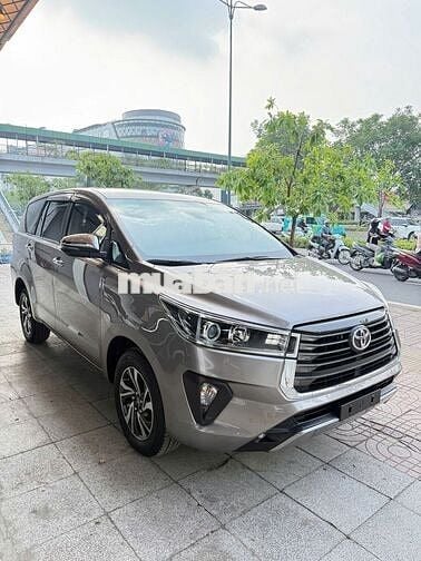 Toyota Innova 2.0G 2022 - 58000 km