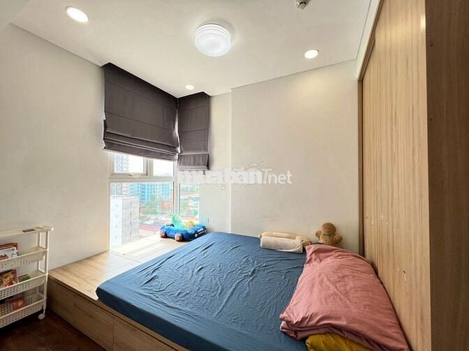 Bán gấp căn The Golden Star Quận 7 70m2 2PN giá 1 Tỷ 760