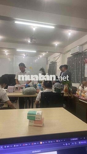 Nhân Viên Cskh Trực Page Thời Gian giờ hành chính