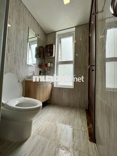 Bán gấp căn The Golden Star Quận 7 70m2 2PN giá 1 Tỷ 760