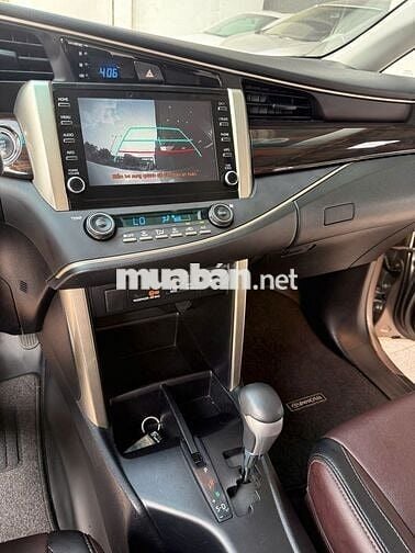 Toyota Innova 2.0G 2022 - 58000 km