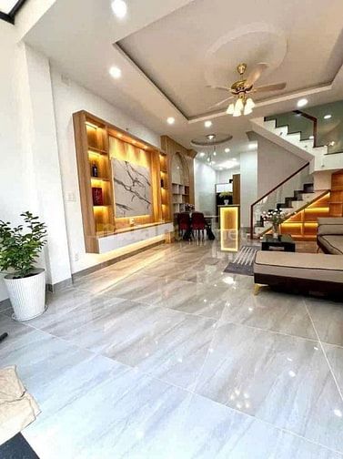 Đi nước ngoài định cư bán gấp nhà ở đường Huỳnh Tịnh Của, Q3