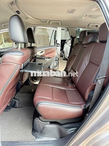 Toyota Innova 2.0G 2022 - 58000 km