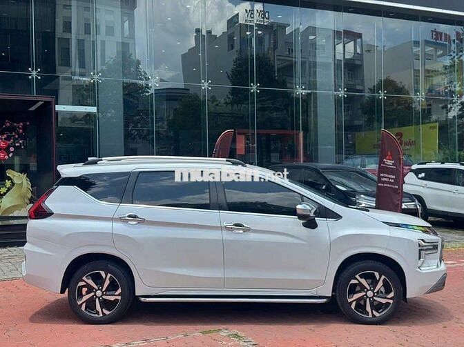 XPANDER PREMIUM-xe gia đình