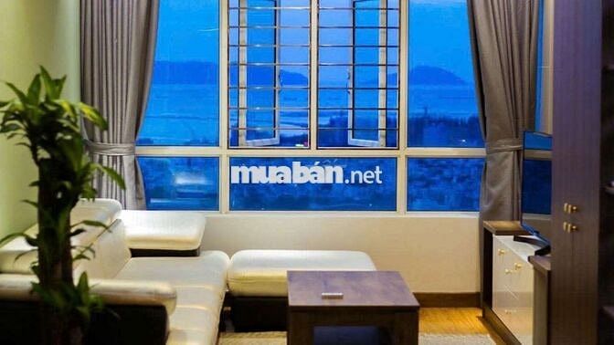 Căn hộ 2PN 94m2 full nội thất, tầng 32 view biển, ngay trung tâm ĐN