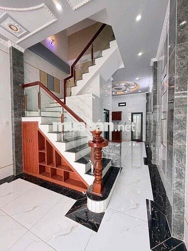 Nhà trệt 2 lầu mới đường Lê Phước Thọ