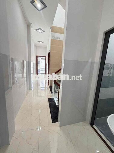 Nhà trệt 2 lầu mới đường Lê Phước Thọ
