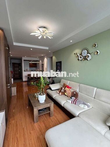 Căn hộ 2PN 94m2 full nội thất, tầng 32 view biển, ngay trung tâm ĐN