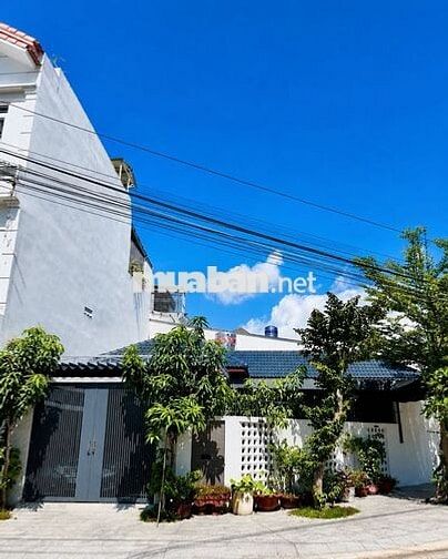 VILLA 3 PHÒNG NGỦ KHU HÒN XỆN BẮC NHA TRANG GIÁ 25 TRIỆU/THÁNG