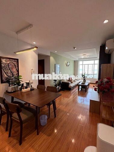 Căn hộ 2PN 94m2 full nội thất, tầng 32 view biển, ngay trung tâm ĐN