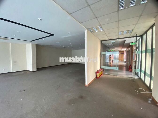 GIÁ THUÊ 28$/M2 TRỤC HÀNH CHÍNH NGUYỄN HUỆ - HƠN 300M2 SÀN – QUẬN 1