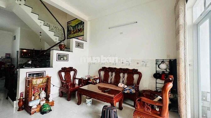 Cần cho thuê nhà nguyên căn nhà TĐC vĩnh trường giá 10tr