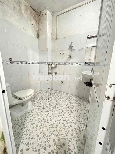 Nhà 2pn rộng hẻm gần Cầu Rạch Súc NVL