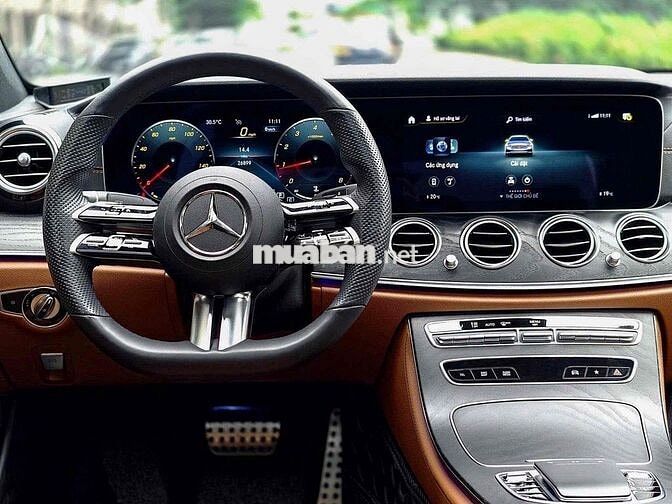 E300 AMG 2022 Trắng/ nt nâu 26.000 mls siêu đẹp