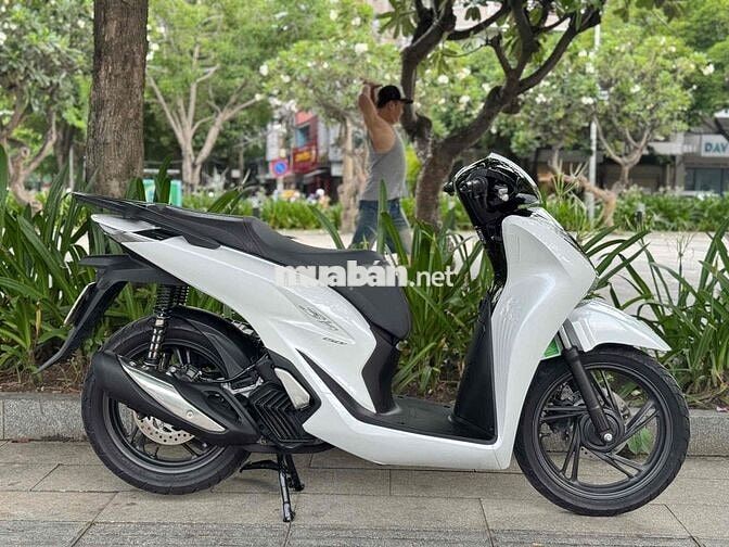 SH 125 CBS 2023 Trắng Bạc Đen 10.000km Bstp