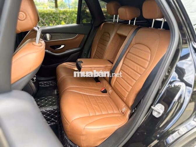 Toyota Hà Đông bán GLC300 2019 Đen 32.000km, 1 chủ
