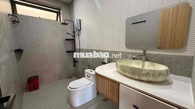 CHO THUÊ NHÀ - HẺM PHẠM NGŨ LÃO NỐI DÀI - NHÀ MỚI 100% - CÓ NỘI THẤT