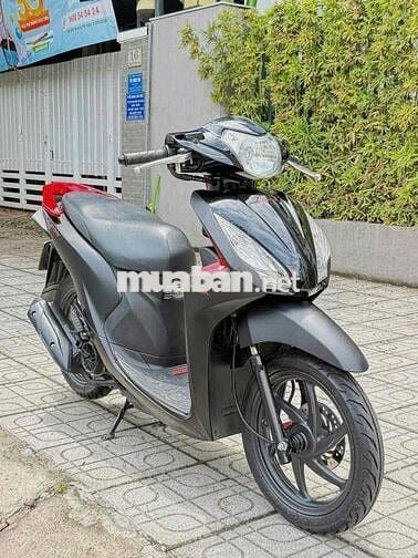 VISON 2018( nậu xớ đưa trước e 10trieu nhận xe ạ)