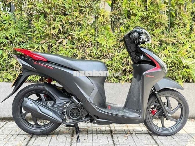 VISON 2018( nậu xớ đưa trước e 10trieu nhận xe ạ)