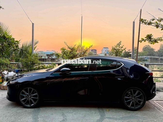 Mazda 3 Hatchback Premium 2022 Xanh 33000 km