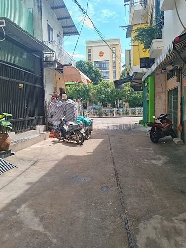 Giá: 16,2 Tỷ - HĐT: 1,1 Tỷ/Năm - Hẻm 6m - CHDV Quận 3 - DT: 5m x 15m