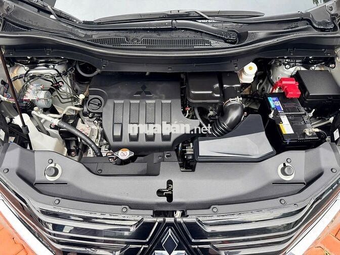 Mitsubishi Xpander MT 2021 Xám bạc 21.000 km