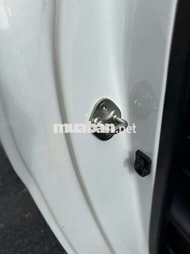 Hyundai i10 2022 Trắng Tự động 50.000 km