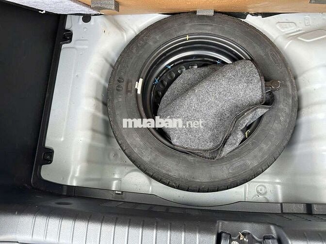 Hyundai i10 2022 Trắng Tự động 50.000 km