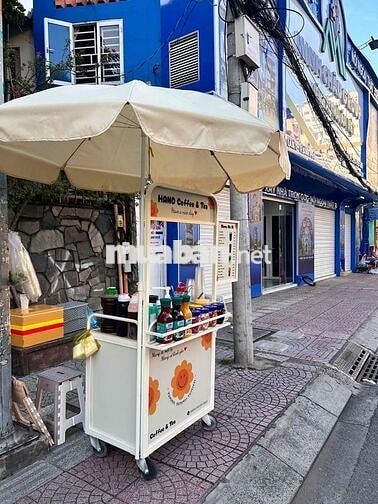 tuyển nhân viên phục vụ pha chế