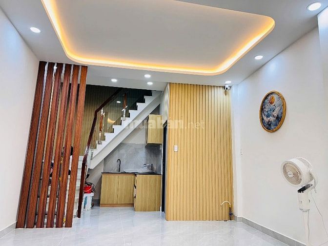 Bán Nhà Mặt Tiền Trần Phú, P4, Q5 - Vị trí đẹp, ngay Trần Bình Trọng