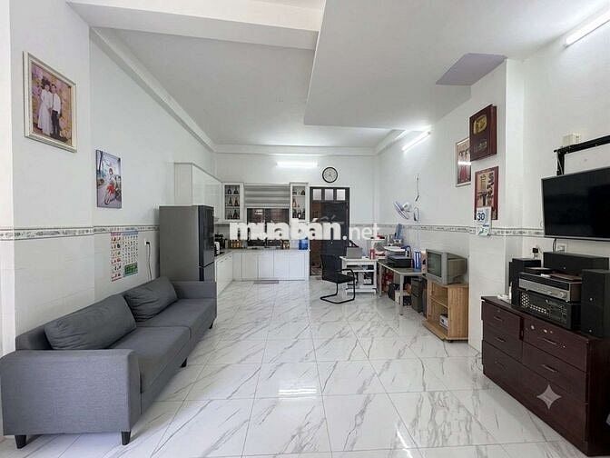 bán nhà mặt tiền kd, ngang khủng 16m, sát EAON Tân Phú chỉ 60tr/m2