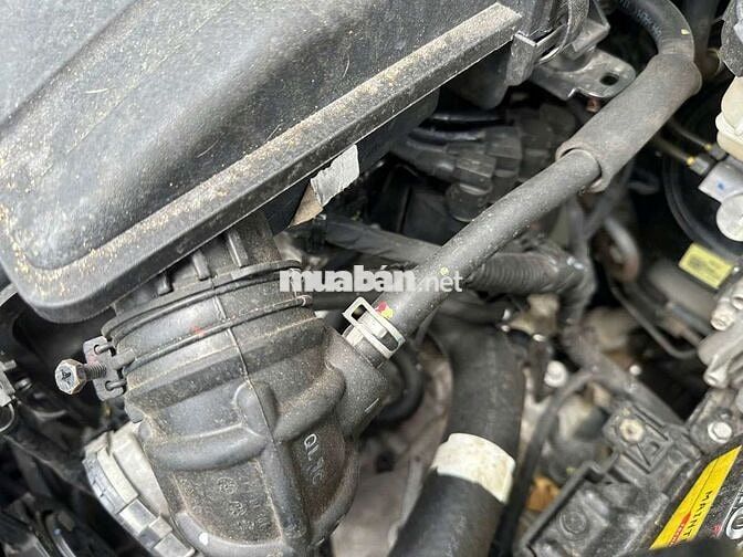 Hyundai i10 2022 Trắng Tự động 50.000 km
