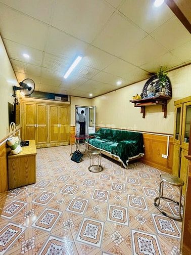 - Bán căn hộ tập thể Trường Chinh, Thanh Xuân, siêu đẹp. 30m2, 4.05 tỷ