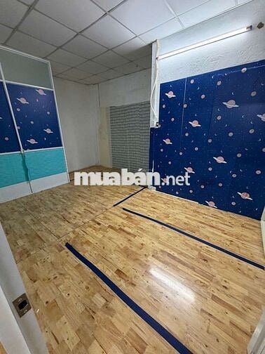 Cho thuê nhà 1 trệt 1 lầu 2PN hẻm ô tô, 5x10m, chỉ 7 triệu/tháng